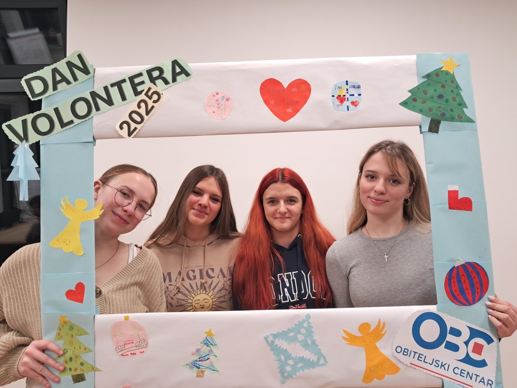 Čestitamo svim našim volonterima Međunarodni dan volontera! 1 Cestitamo svim nasim volonterima Medunarodni dan volontera 1