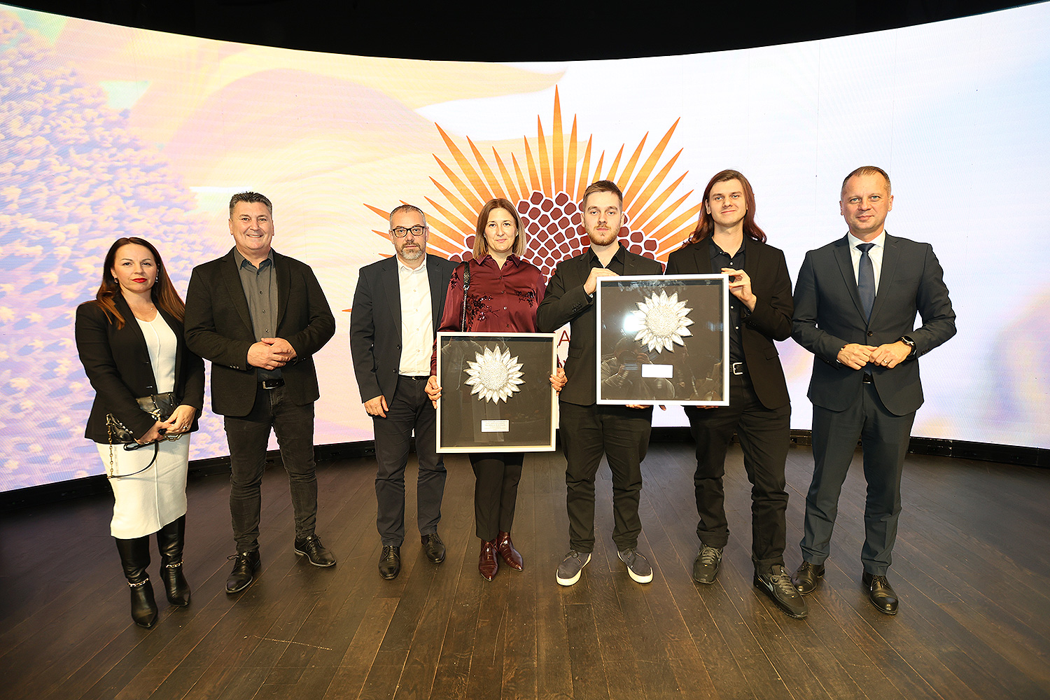 suncokret dvojka 132