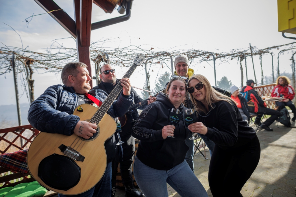 Hodancije, dobra kapljica i tamburaši v Kladarskem bregu ponovno okupilo ljubitelje vina i tradicije 6 U5A4063