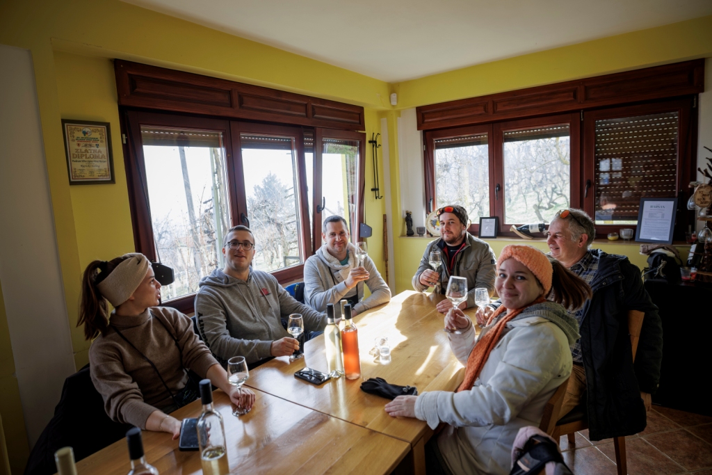 Hodancije, dobra kapljica i tamburaši v Kladarskem bregu ponovno okupilo ljubitelje vina i tradicije 7 U5A4104