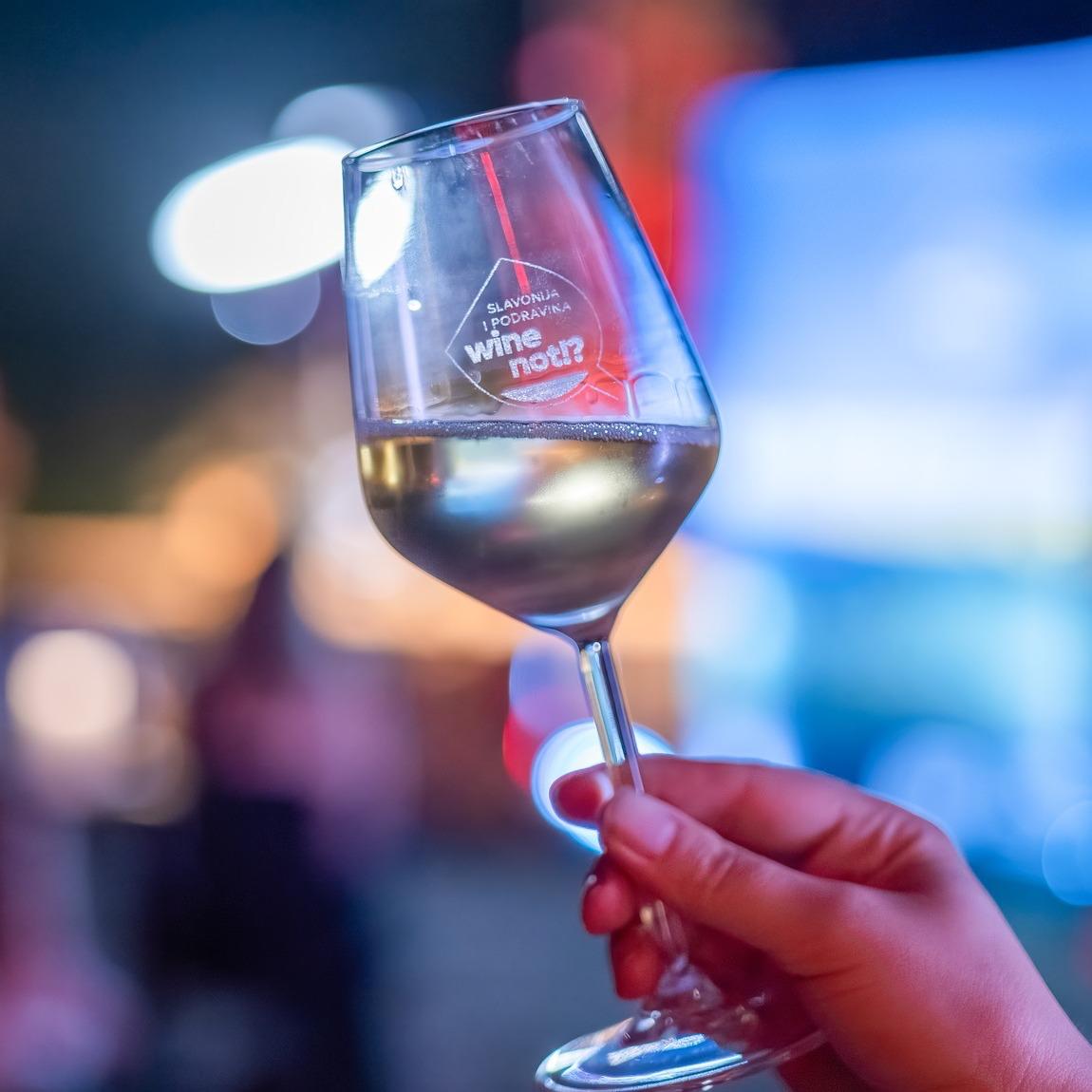 6983 Wine not 2026